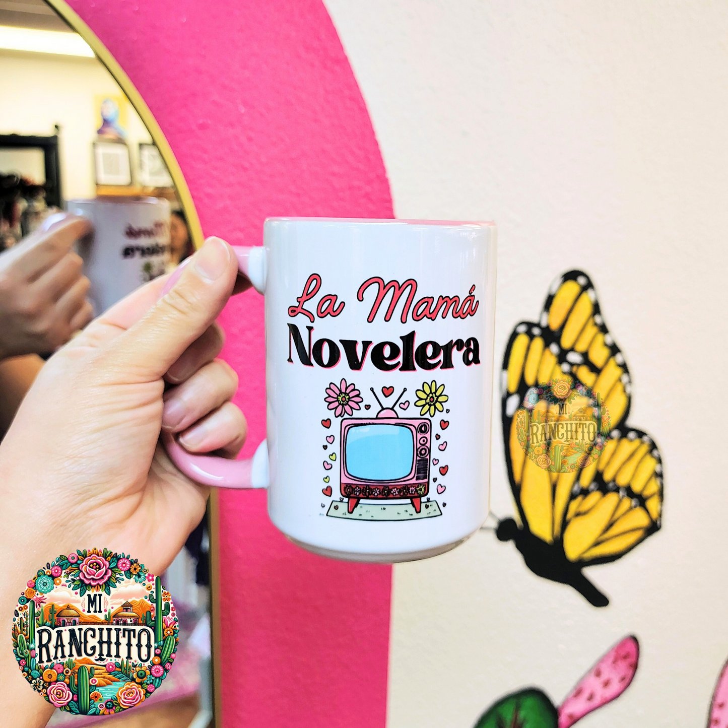 La Mamá Novelera - 15oz Coffee Mug