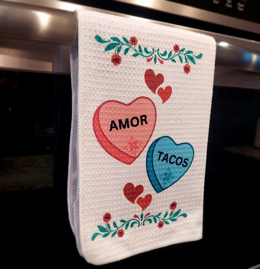Amor y Tacos Corazones