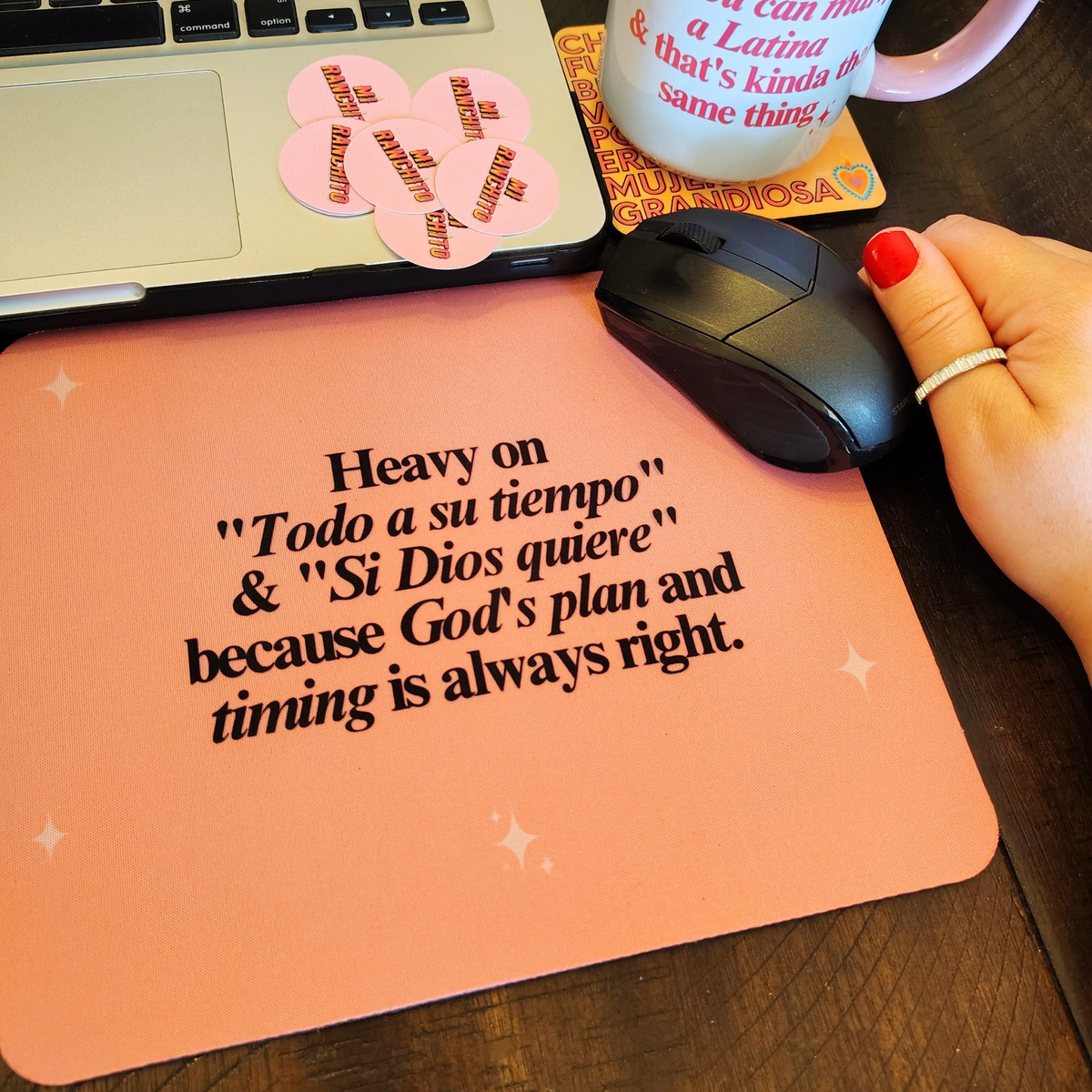 Heavy on "Todo a su tiempo" & "Si Dios quiere" - Mousepad
